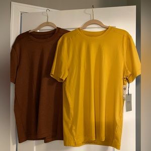 Abercrombie and Fitch YPB NWT set of 2 men’s shirts size medium.